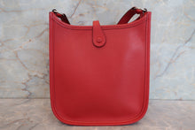 Load image into Gallery viewer, HERMES  EVELYNE TPM Epsom leather Rouge vif □I Engraving Shoulder bag 700100045
