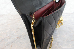 CHANEL/シャネル Vステッチチェーンショルダーバッグ ラムスキン ブラック/ゴールド金具 ショルダーバッグ 700070237