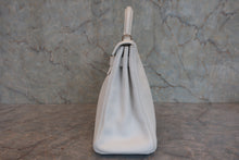 画像をギャラリービューアに読み込む, HERMES／エルメス ケリー32 トリヨンクレマンス ホワイト □J刻印 ショルダーバッグ 800030062
