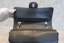 Load image into Gallery viewer, CHANEL Matelasse double flap double chain shoulder bag Caviar skin Black/Silver hadware Shoulder bag 700120163
