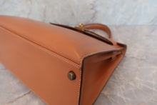 将图片加载到图库查看器，HERMES KELLY 28 Box carf leather Natural 〇O刻印 Hand bag 600070175
