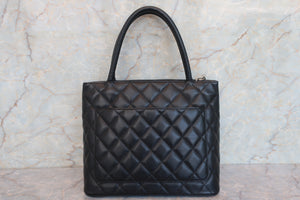 CHANEL/シャネル 復刻トート キャビアスキン ブラック/シルバー金具 トートバッグ 700070242