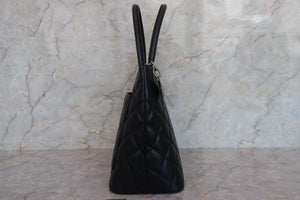 CHANEL/シャネル 復刻トート キャビアスキン ブラック/シルバー金具 トートバッグ 700070242