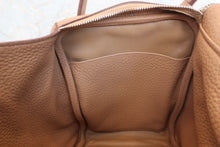 Load image into Gallery viewer, HERMES LINDY 34 Clemence leather Tabac camel □O Engraving Shoulder bag 600090011
