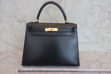 画像をギャラリービューアに読み込む, HERMES／エルメス ケリー28 ボックスカーフ ブラック □G刻印 ショルダーバッグ 800010144
