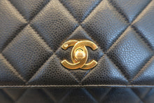Load image into Gallery viewer, CHANEL Matelasse trapezoid hand bag Caviar skin  Hand bag 700120205
