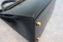 画像をギャラリービューアに読み込む, HERMES／エルメス ケリー28 ボックスカーフ ブラック □G刻印 ショルダーバッグ 800010144
