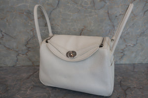 HERMES LINDY 26 Clemence leather White □M Engraving Shoulder bag 600090047