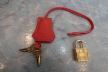 將圖片載入圖庫檢視器 HERMES／エルメス バーキン30 トゴ ルージュピヴォワンヌ □R刻印 ハンドバッグ 700060171
