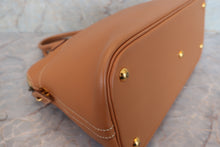 Load image into Gallery viewer, HERMES BOLIDE 35 Graine Couchevel leather Natural 〇U Engraving Shoulder bag 600070172
