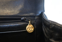 Load image into Gallery viewer, CHANEL Matelasse trapezoid hand bag Caviar skin  Hand bag 700120205
