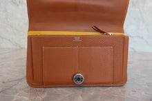 將圖片載入圖庫檢視器 HERMES／エルメス ドゴンGM トゴ ゴールド/ソレイユ □M刻印 財布 800010095
