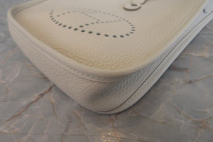HERMES  EVELYNE TPM Clemence leather Craie T Engraving Shoulder bag 700080031