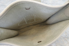 Load image into Gallery viewer, HERMES  EVELYNE TPM Clemence leather Craie T Engraving Shoulder bag 700080031
