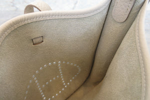 HERMES  EVELYNE TPM Clemence leather Craie T Engraving Shoulder bag 700080031