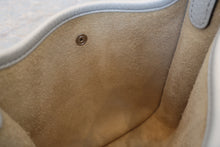 将图片加载到图库查看器，HERMES  EVELYNE TPM Clemence leather Blue pale B刻印 Shoulder bag 800080249
