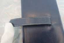 画像をギャラリービューアに読み込む, HERMES／エルメス ベアンクラシック リセ ブルー □F刻印 財布 700080095

