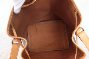 LOUIS VUITTON/路易威登 Petit Noe PVC/Nume leather Monogram 肩背包 700050052