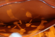 Load image into Gallery viewer, HERMES BIRKIN 25 Togo leather Orange □H Engraving Hand bag 700120162
