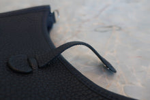 Load image into Gallery viewer, HERMES  EVELYNE TPM Clemence leather Blue nuit Y Engraving Shoulder bag 800040121
