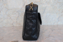 Load image into Gallery viewer, CHANEL Matelasse fringe chain shoulder bag Lambskin Black/Gold hadware Shoulder bag 700070251
