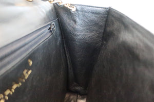 CHANEL Matelasse chain shoulder bag Lambskin Black/Gold hadware Shoulder bag 600040218