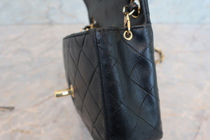 CHANEL Mini Matelasse single flap chain shoulder bag Lambskin Black/Gold hadware Shoulder bag 700100038