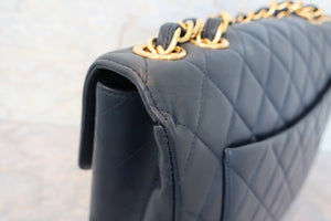 CHANEL Medium Matelasse single flap chain shoulder bag Lambskin Navy/Gold hadware Shoulder bag 700010107