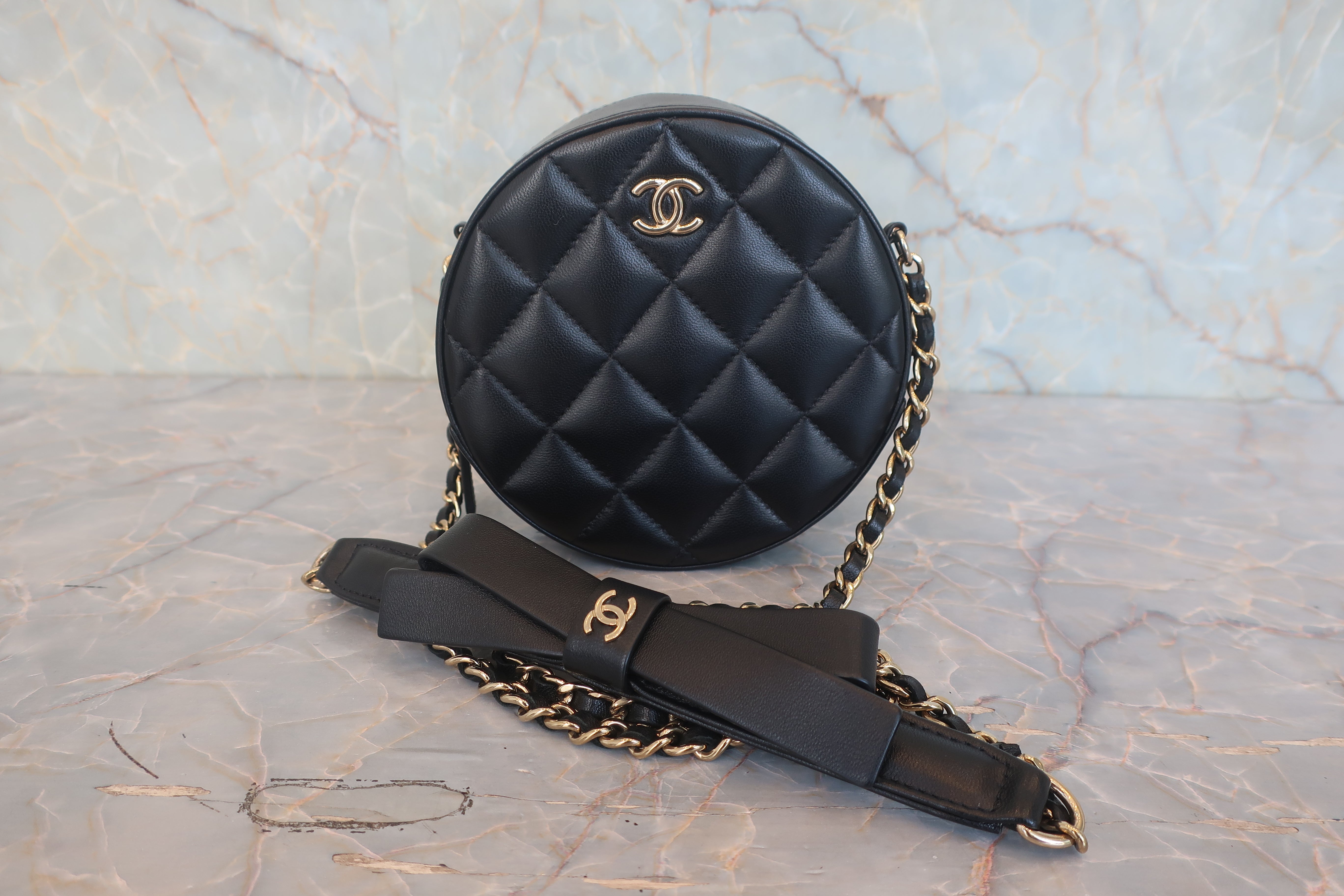 CHANEL/シャネル マトラッセラウンドチェーンショルダーバッグ