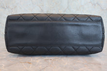 将图片加载到图库查看器，CHANEL/香奈儿 CF 梯形 手提包 荔枝皮 Black/Gold hadware(黑色/金色金属) 手提包 800060073
