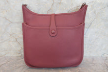 将图片加载到图库查看器，HERMES  EVELYNE 3PM Clemence leather Bois de rose Shoulder bag 700010022
