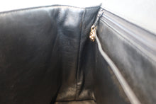 将图片加载到图库查看器，CHANEL/香奈儿 CF 梯形 手提包 荔枝皮 Black/Gold hadware(黑色/金色金属) 手提包 800060073
