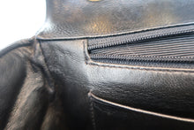 將圖片載入圖庫檢視器 CHANEL/シャネル Vステッチチェーンショルダーバッグ キャビアスキン ブラック/ゴールド金具 ショルダーバッグ 700070249

