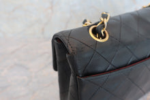 Load image into Gallery viewer, CHANEL Matelasse chain shoulder bag Lambskin Black/Gold hadware Shoulder bag 600080006
