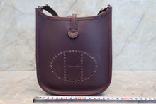 画像をギャラリービューアに読み込む, HERMES／エルメス エブリンTPM ボックスカーフ レザン □F刻印 ショルダーバッグ 700110084
