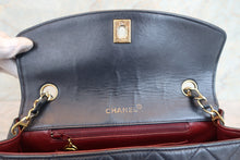 Load image into Gallery viewer, CHANEL Matelasse chain shoulder bag Lambskin Navy/Gold hadware Shoulder bag 700100042
