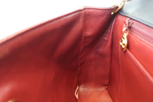 Load image into Gallery viewer, CHANEL Matelasse chain shoulder bag Lambskin Navy/Gold hadware Shoulder bag 700100042
