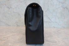 画像をギャラリービューアに読み込む, CHANEL/シャネル マドモアゼルチェーンショルダーバッグ ラムスキン ブラック/ゴールド金具 ショルダーバッグ 800030094
