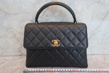 Load image into Gallery viewer, CHANEL Matelasse trapezoid hand bag Caviar skin Black/Gold hadware Hand bag 700100039
