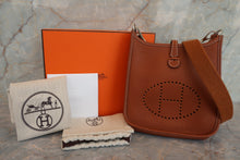 將圖片載入圖庫檢視器 HERMES／エルメス エブリンTPM トリヨンクレマンス ゴールド Y刻印 ショルダーバッグ 700060262
