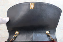 Load image into Gallery viewer, CHANEL Matelasse chain shoulder bag Lambskin Black/Gold hadware Shoulder bag 600070183
