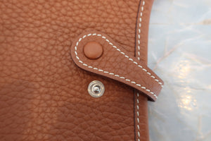 HERMES／エルメス エブリンTPM トリヨンクレマンス ゴールド Y刻印 ショルダーバッグ 700060262