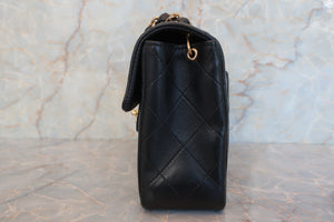 CHANEL/香奈儿 迷你CF 链条包 羊皮 Black/Gold hadware(黑色/金色金属) 肩背包 600090039