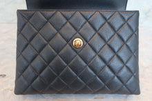 Load image into Gallery viewer, CHANEL Matelasse trapezoid hand bag Caviar skin Black/Gold hadware Hand bag 700100039

