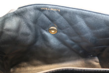 Load image into Gallery viewer, CHANEL Matelasse trapezoid hand bag Caviar skin Black/Gold hadware Hand bag 700100039
