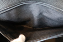 Load image into Gallery viewer, CHANEL Matelasse trapezoid hand bag Caviar skin Black/Gold hadware Hand bag 700100039
