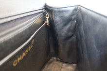Load image into Gallery viewer, CHANEL Matelasse trapezoid hand bag Caviar skin Black/Gold hadware Hand bag 700100039
