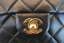 将图片加载到图库查看器，CHANEL/香奈儿 迷你CF 链条包 羊皮 Black/Gold hadware(黑色/金色金属) 肩背包 600090039
