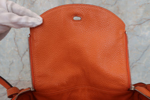 HERMES／エルメス リンディ30 トリヨンクレマンス オレンジ □P刻印 ショルダーバッグ 700070238