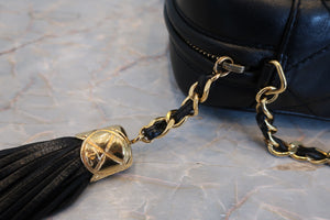 CHANEL Matelasse fringe chain shoulder bag Lambskin Black/Gold hadware Shoulder bag 700100054